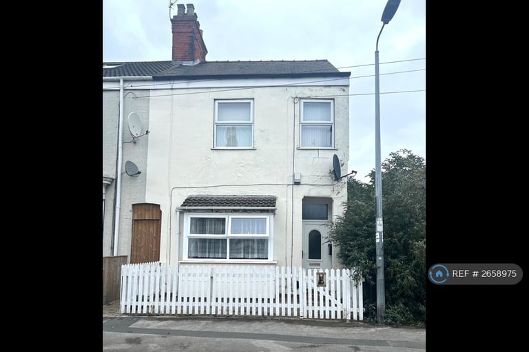 3 bedroom house in Sherburn Street, Hull, HU9 (3 bed) (#2658975)