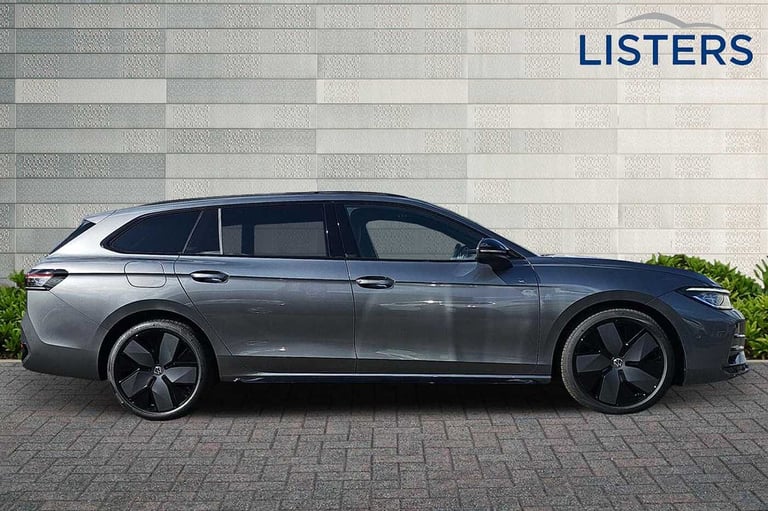 2025 Volkswagen Passat 1.5 eTSI R-Line 5dr DSG Estate Petrol Automatic