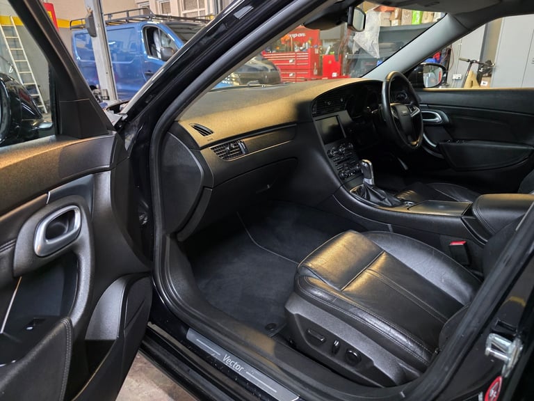 RARE BEUTIFUL BLACK SAAB 9-5 NG 2.0 TID AUTO,NEW CAMBELT,VERY GOOD CONDITION