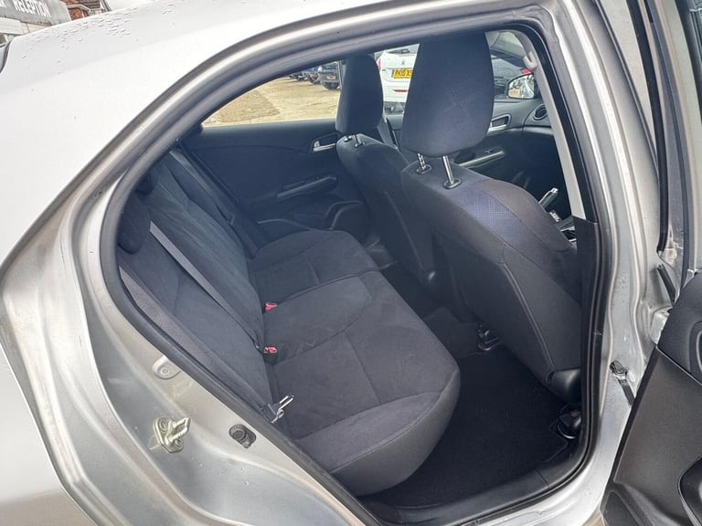 2013 Honda Civic 1.8 i-VTEC Ti Euro 5 (s/s) 5dr HATCHBACK Petrol Manual