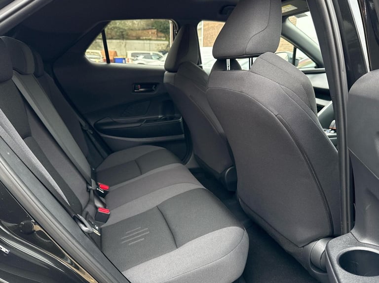 2024 Toyota C-HR 2.0 PHEV Design 5dr CVT SUV Hybrid Automatic