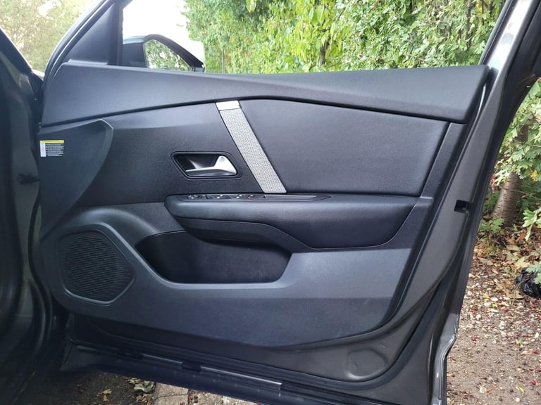 2024 Citroen C4 1.2 PureTech MAX Hatchback 5dr Petrol EAT8 Euro 6 (s/s) (130 ps) HATCHBACK Petrol...