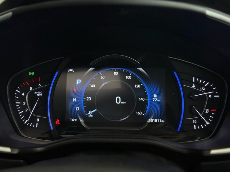 2019 Hyundai Santa Fe 2.2 CRDi Premium SE SUV 5dr Diesel Auto 4WD Euro 6 (s/s) 7 Seat (200 ps) ES...