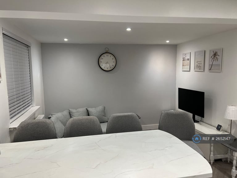 4 bedroom house in Wedgwood Road, Bath, BA2 (4 bed) (#2652147)