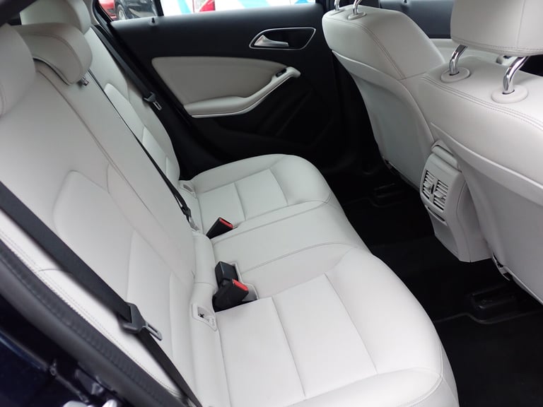 2017 Mercedes-Benz A Class 1.6 A200 Sport Hatchback 5dr Petrol Manual Euro 6