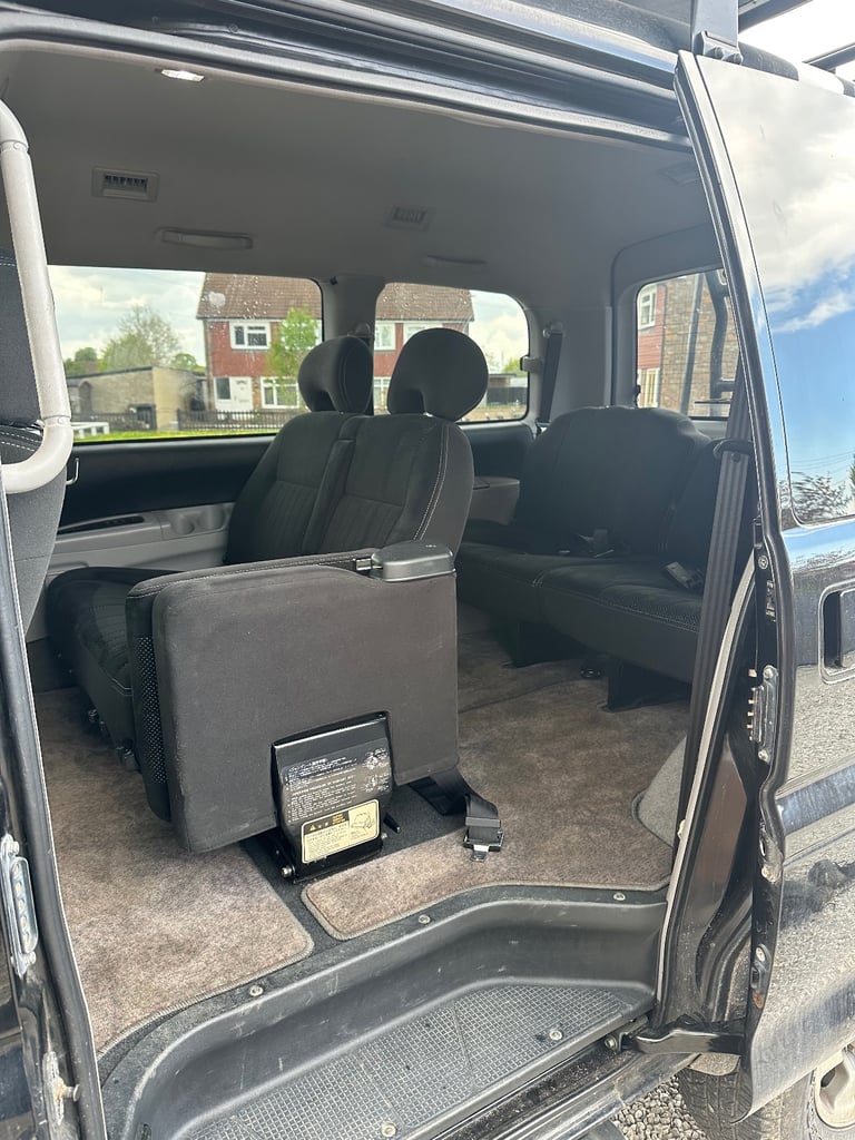 Mitsubishi Delica 4x4 2006, 2997 (cc)