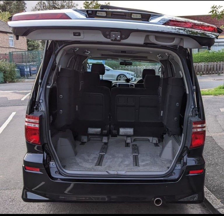 Toyota Alphard 8 Seater, ULEZ Compliant, 88000 Mileage, 2008, 2362 (cc) | Walthamstow | East London