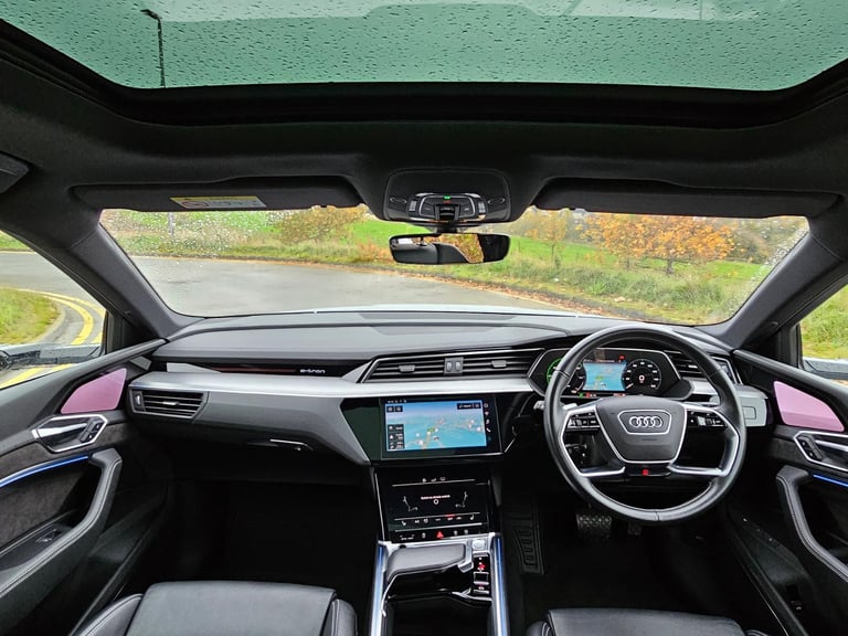 Audi E-TRON S LINE 55 QUATTRO 2021  **PAN ROOF**