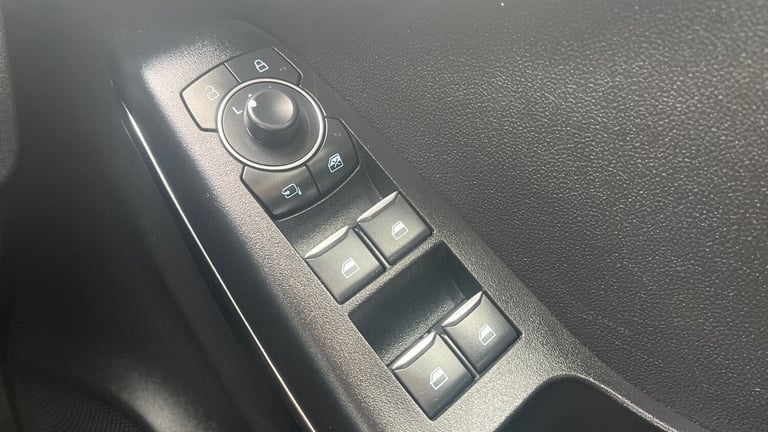 2024 Ford Puma 1.0 EcoBoost Hybrid mHEV Titanium 5dr Petrol Hatchback Hatchback Petrol Manual