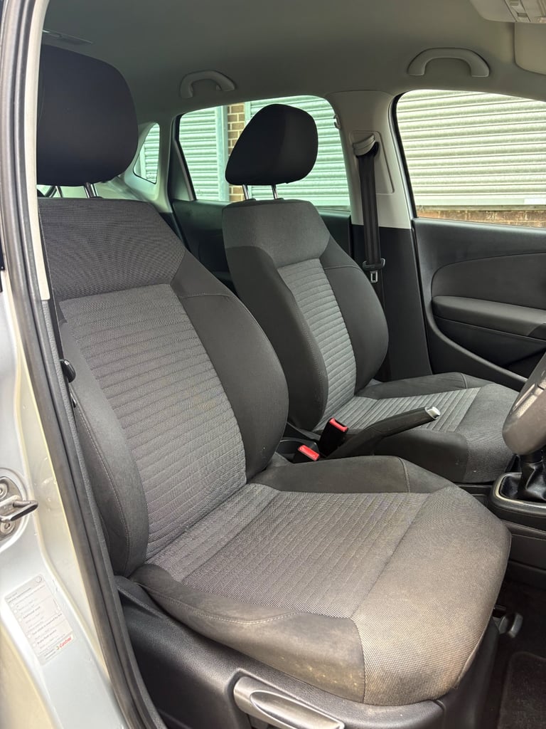 Volkswagen, POLO, Hatchback, 2012, Manual, 1198 (cc), 5 doors