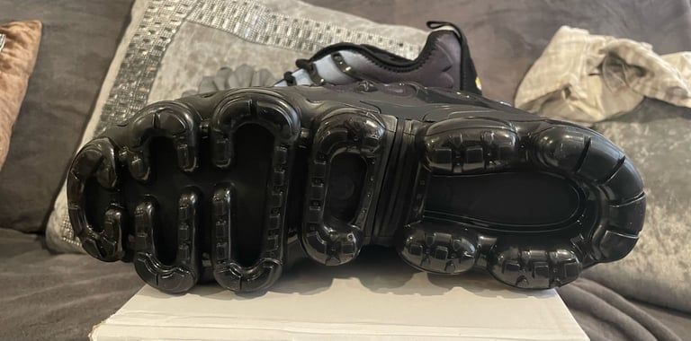 Nike air max 95s 90s Tns 97s 110s Jordan’s vapourmax plus trainers QQ11