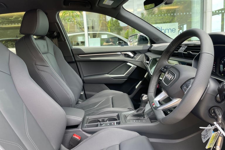 2025 Audi Q3 1.5 TFSI CoD 35 Black Edition SUV 5dr Petrol S Tronic Euro 6 (s/s) (150 ps) ESTATE P...