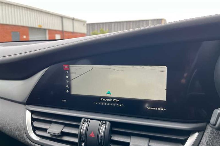 2019 Alfa Romeo Giulia 2.0 TB 280 Veloce 4dr Auto SALOON PETROL Automatic