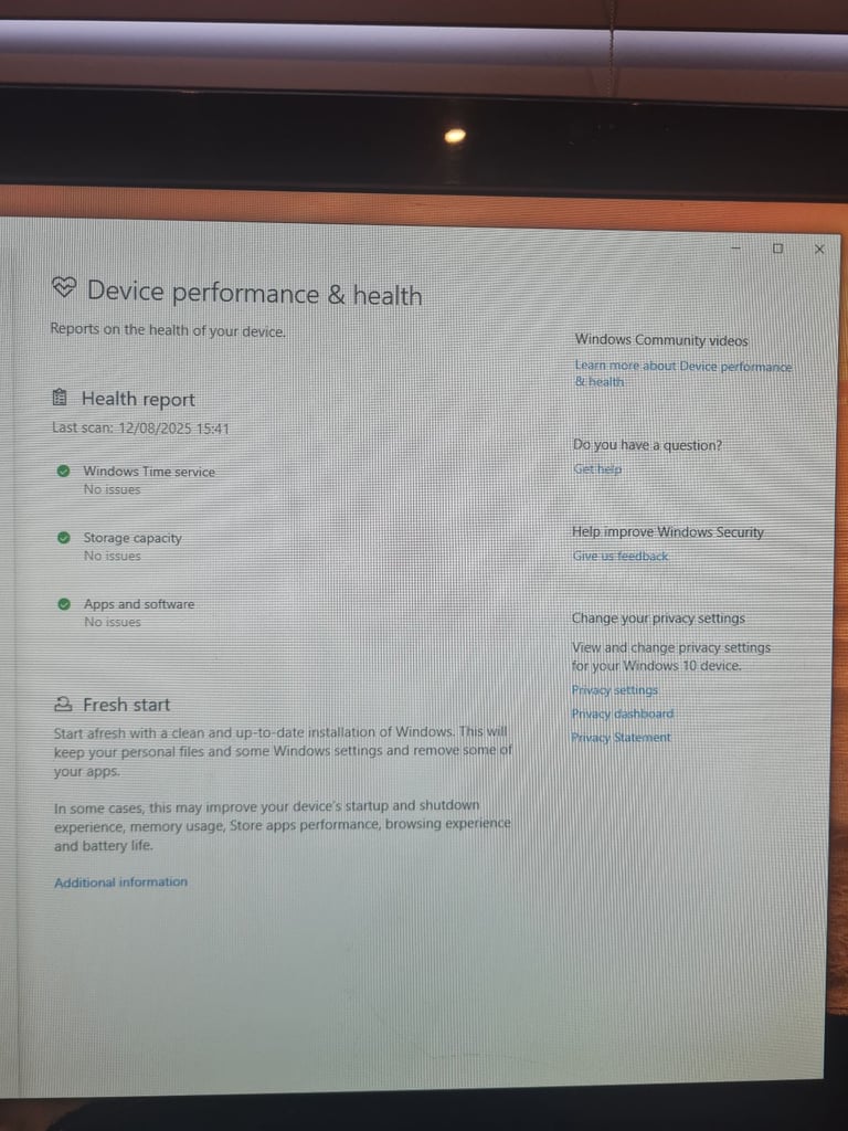 Dell pc All in 1 pc good condition, used only as a back up Windows 10 