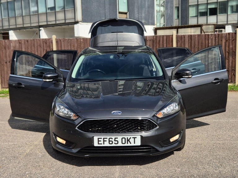 2015 Ford Focus 1.6 Zetec Powershift Euro 6 5dr HATCHBACK Petrol Automatic