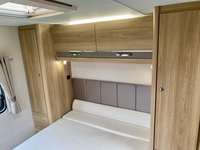 2020 Elddis Avante 454. 2 Berth. Island bed, Touring Caravan