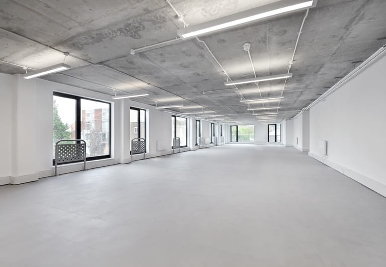Offices to rent in *Islington*. Office Spaces for 5 to 85 desks N1