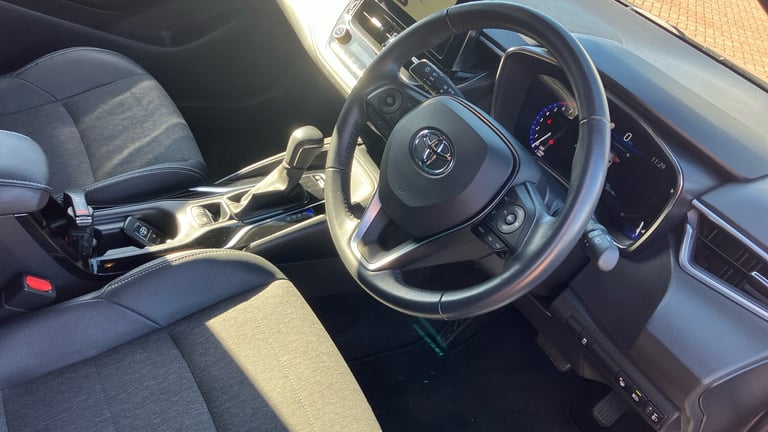 2022 Toyota Corolla 1.8 VVT-i Hybrid Design 5dr CVT Hybrid Hatchback Hatchback Hybrid Automatic
