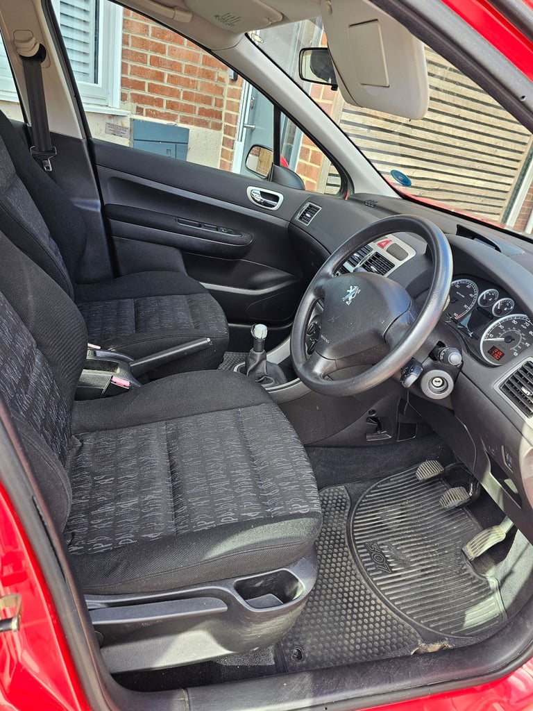 Peugeot, 307, Hatchback, 2002, Manual, 1997 (cc), 5 doors