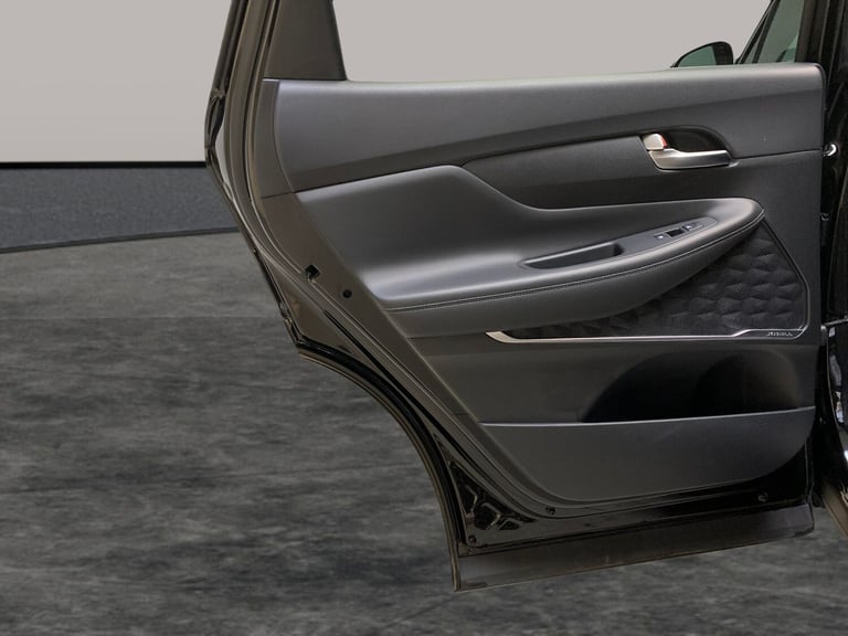 2023 Hyundai Santa Fe 1.6 TGDi Plug-in Hybrid Premium 5dr 4WD Auto ESTATE PETROL/ELECTRIC Automatic