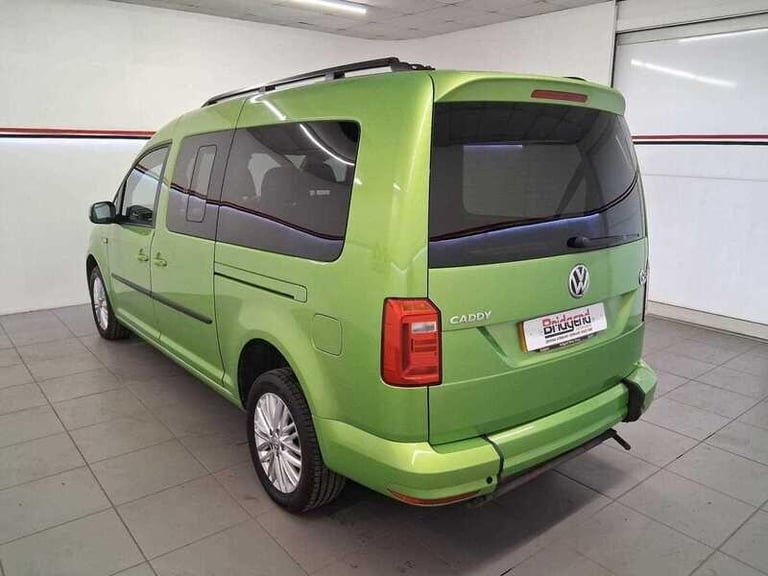 2019 Volkswagen Caddy 2.0 TDi C20 Maxi Combi WAV 5dr MPV Diesel Manual