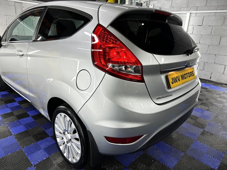 2009 Ford Fiesta 1.4 Titanium Hatchback 3dr Petrol Manual (133 g/km  94 bhp)