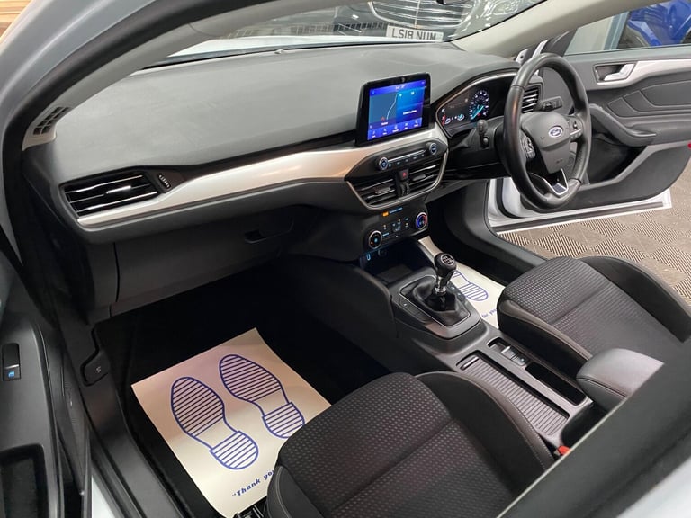 2019 Ford Focus 1.0T EcoBoost Zetec Euro 6 (s/s) 5dr HATCHBACK Petrol Manual