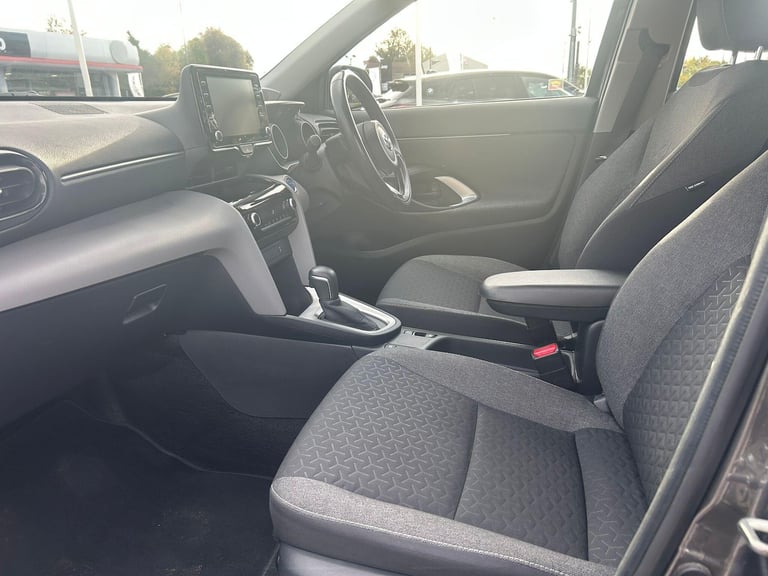 2021 Toyota Yaris Cross 1.5 VVT-h Icon SUV 5dr Petrol Hybrid E-CVT Euro 6 (s/s) (116 ps) HATCHBAC...