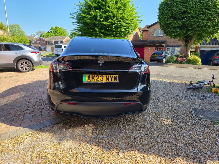 Tesla, MODEL Y, 2023, 1 Owner, 20 inch wheels