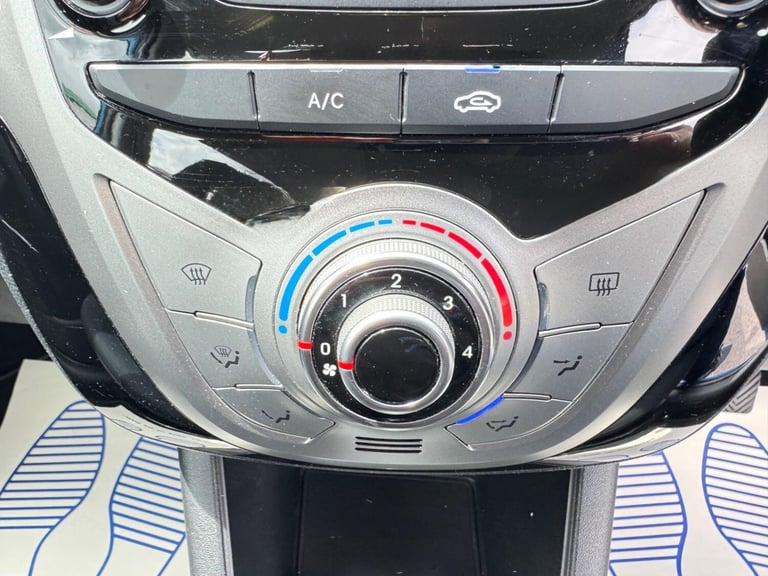 2015 Hyundai Ix20 1.4 Blue Drive SE Euro 6 (s/s) 5dr MPV Petrol Manual