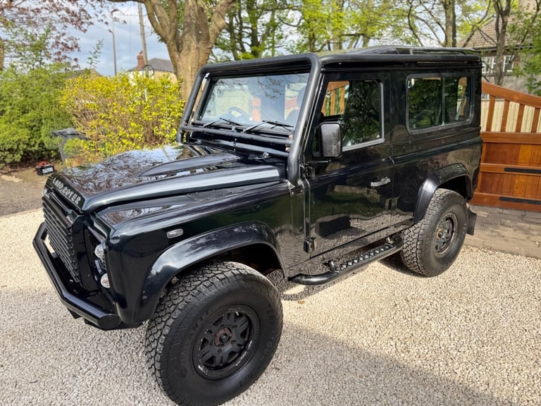 2011 Land Rover Defender XS Station Wagon TDCi WINDOW VAN Diesel Manual
