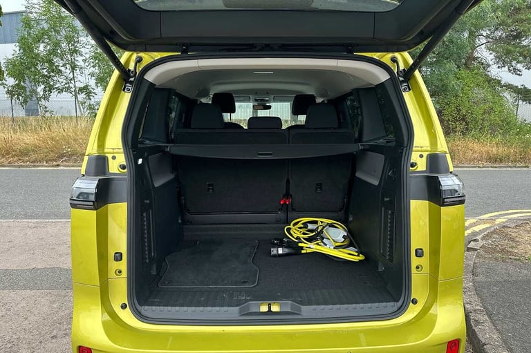 2024 Volkswagen ID.Buzz 210kW Life Pro 79kWh 5dr Auto People Carrier Electric Automatic