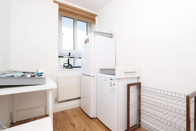 South Hampstead Double Room Available Now 