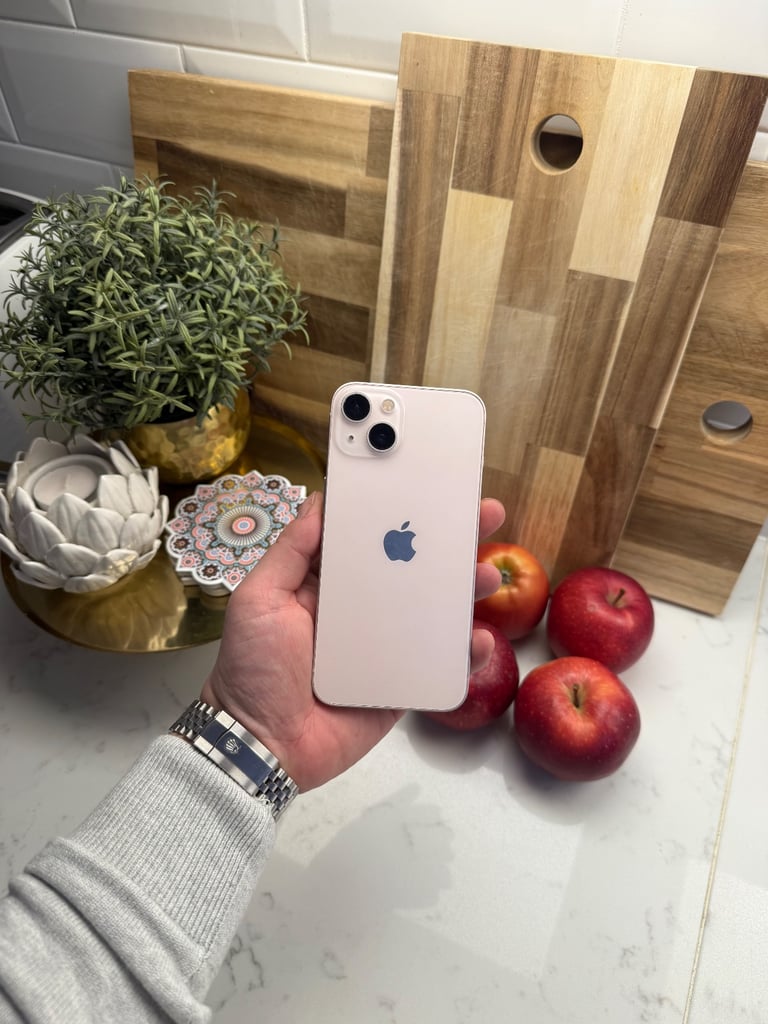 iPhone 13 - 128gb Pink Unlocked