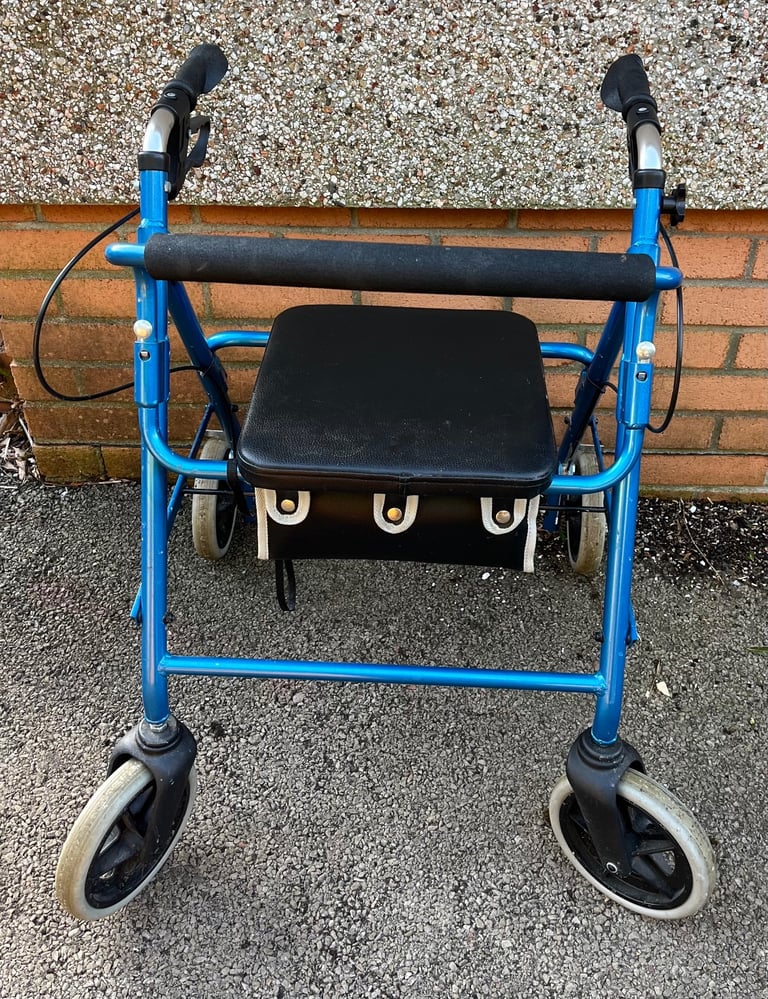 Roma mobility walker 
