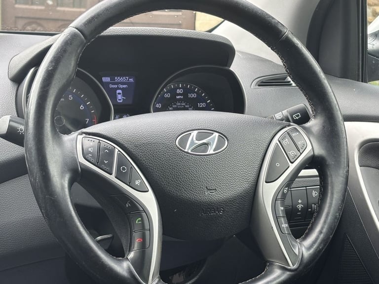 2014 14 HYUNDAI I30 1.4 ACTIVE HATCHBACK 5DR PETROL MANUAL EURO 5 (100 PS)