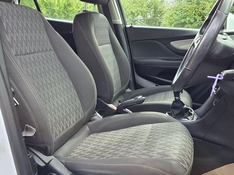 2015 Vauxhall Mokka 1.7 CDTi Tech Line 4WD Euro 5 (s/s) 5dr HATCHBACK Diesel Manual