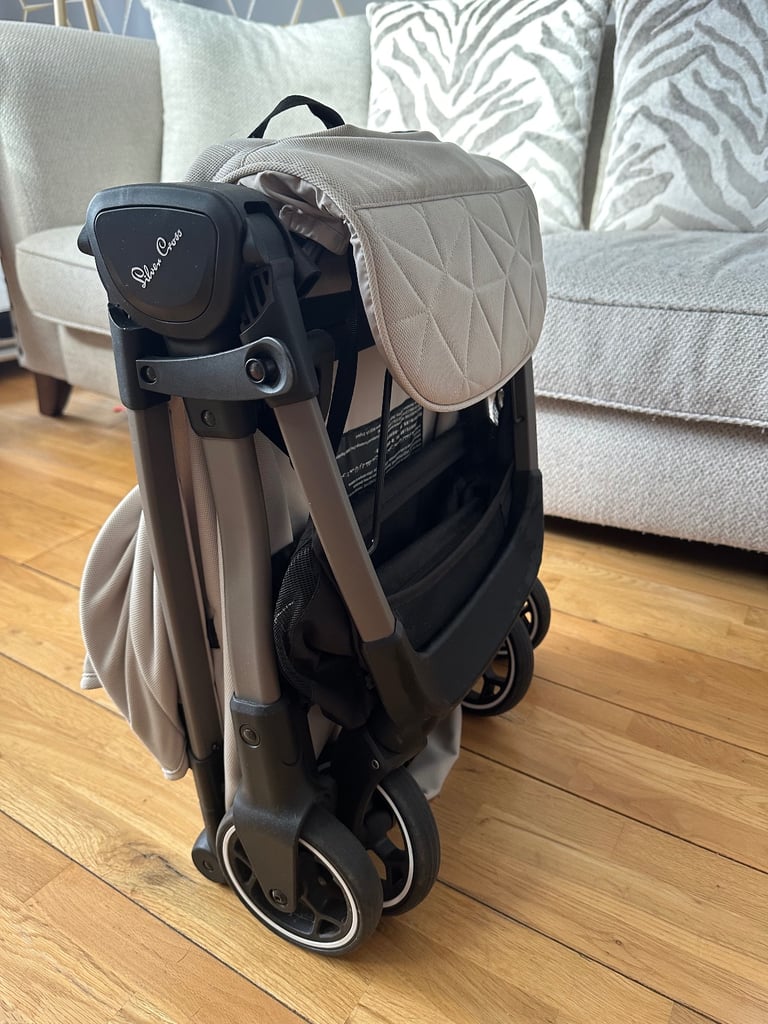Silver Cross Clic Stroller with rain cover - Almond