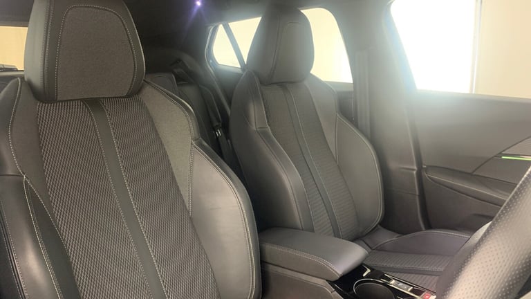 2023 Peugeot 2008 1.2 PureTech GT SUV 5dr Petrol EAT Euro 6 (s/s) (130 ps) SUV Petrol Automatic