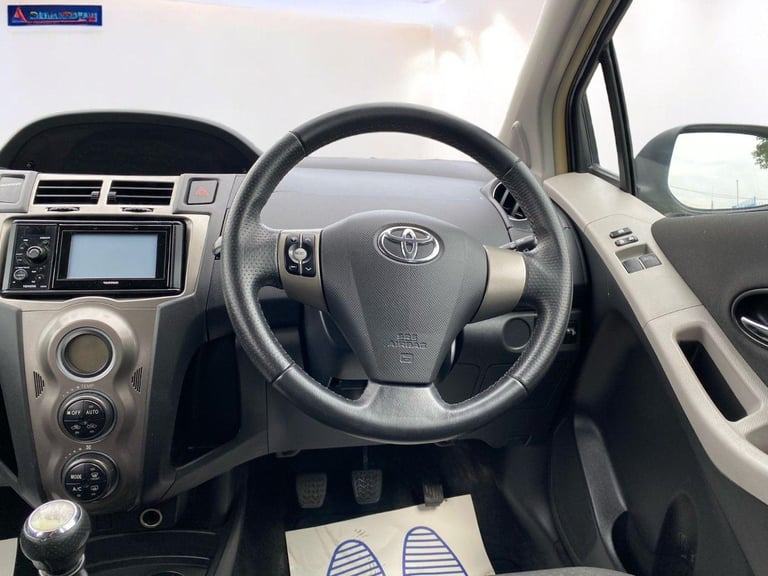 2011 Toyota Yaris 1.33 Dual VVT-i T Spirit Euro 5 (s/s) 5dr Petrol