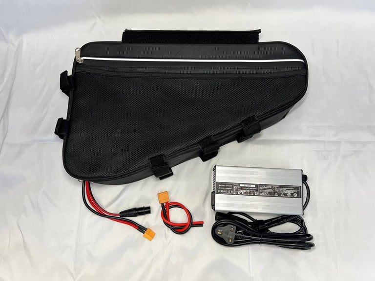 72v 29ah Triangle Li-ion Ebike Battery Electric Bike with 4a charger Soft Case