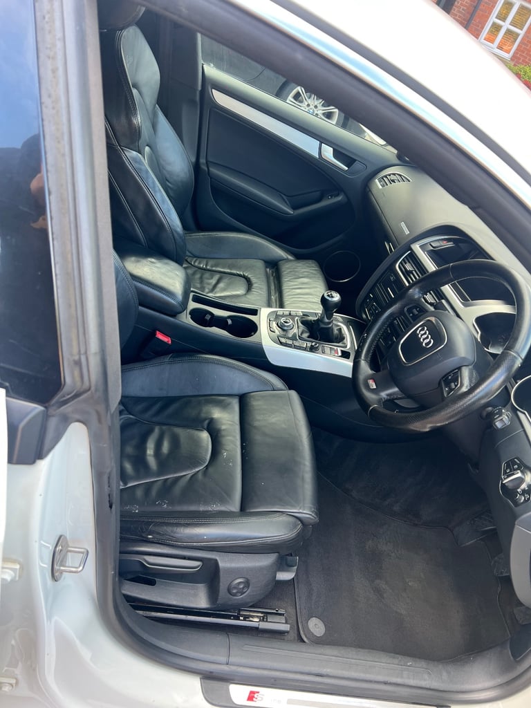 Audi, A5, Hatchback, 2011, Manual, 1968 (cc), 5 doors