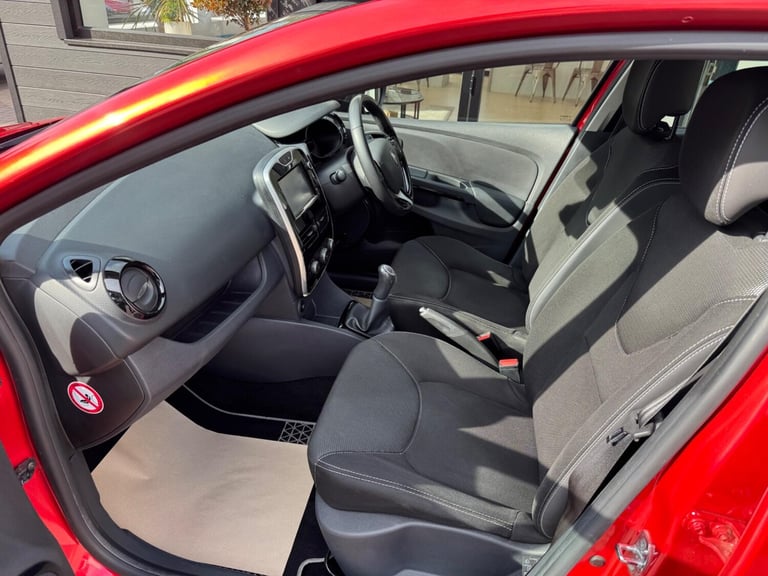 2016 Renault Clio 0.9 TCe Dynamique Nav Euro 6 (s/s) 5dr HATCHBACK Petrol Manual