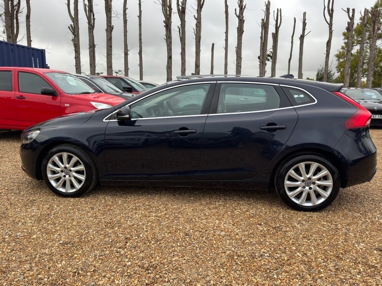 2016 Volvo V40 T3 [152] SE Lux Nav 5dr Geartronic HATCHBACK PETROL Automatic