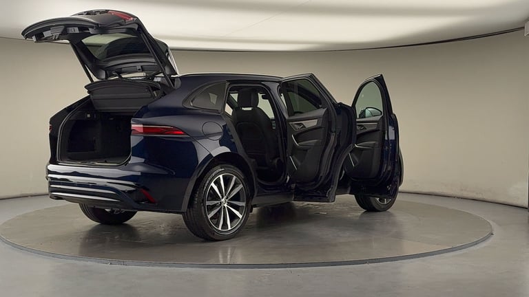 2024 Jaguar F-Pace 2.0 D200 MHEV R-Dynamic SE Black SUV 5dr Diesel Auto AWD Euro 6 (s/s) (204 SUV...