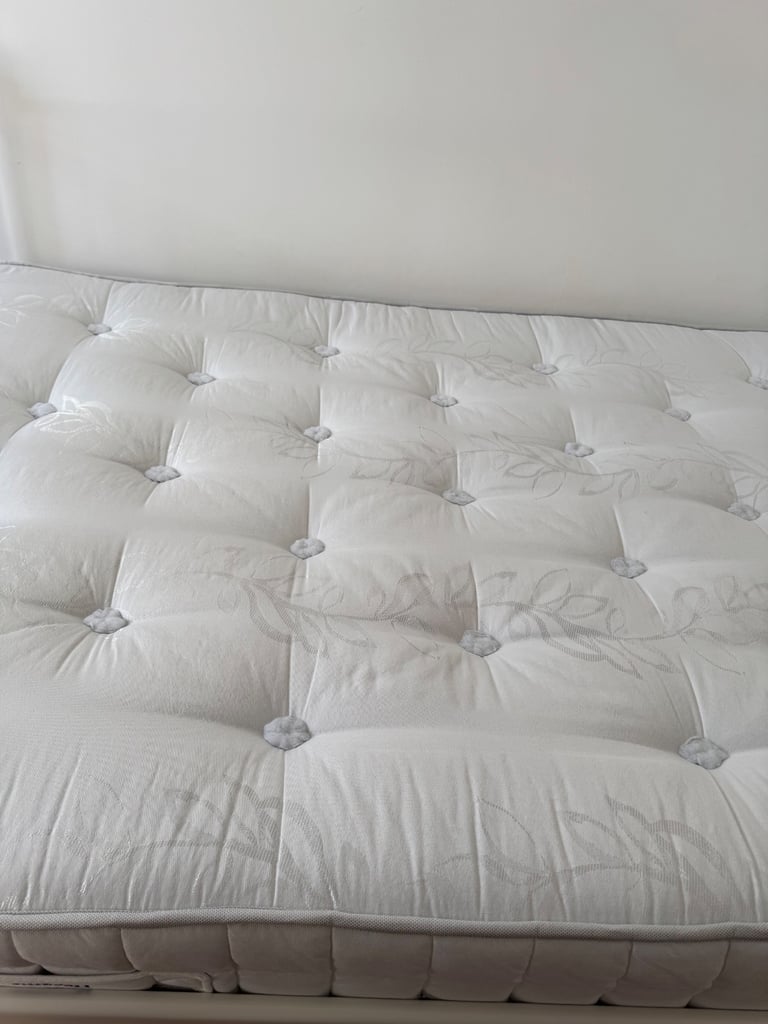 Dreams Mattress, Double, Firm
