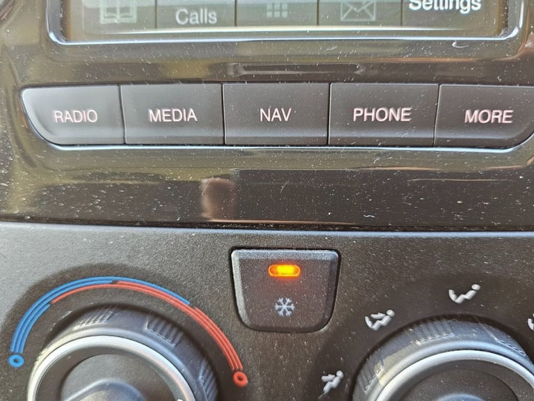 2019 Peugeot Boxer 2.0 BlueHDi 335 Professional Panel Van 5dr Diesel Manual L2 H2 Euro 6 (130  PA...