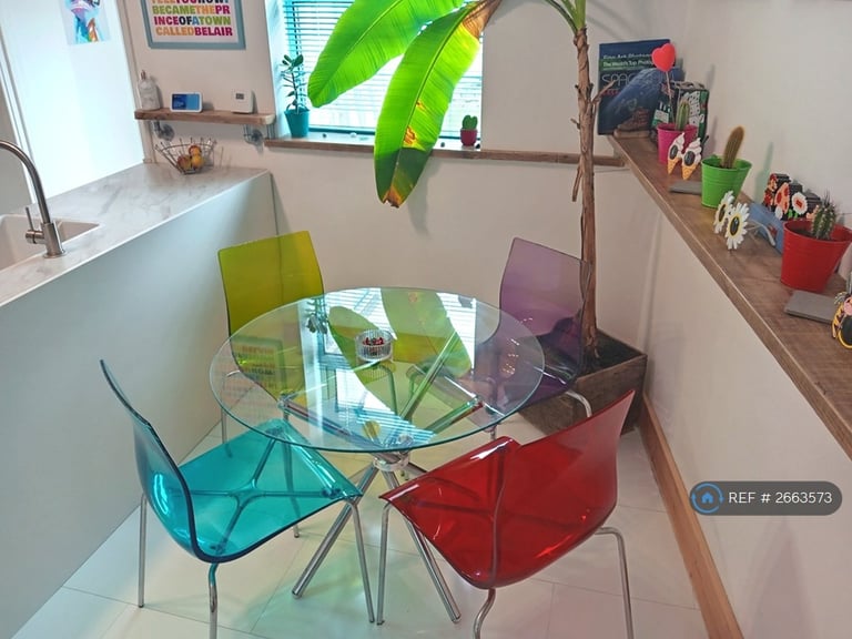 1 bedroom in Seaview Terrace, Queenborough, ME11 (#2663573)