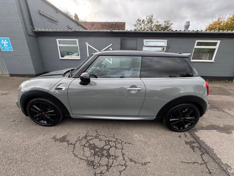 2019 MINI Hatch 1.5 Cooper Sport Hatchback 3dr Petrol Manual Euro 6 (s/s) (136 ps) HATCHBACK Petr...