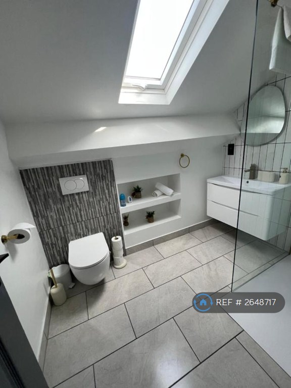 2 bedroom flat in Balmoral Road, Fairfield, Liverpool, L6 (2 bed) (#2648717)